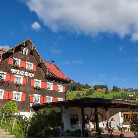 Gasthof Kreuz Hirschegg (Vorarlberg) Exterior foto
